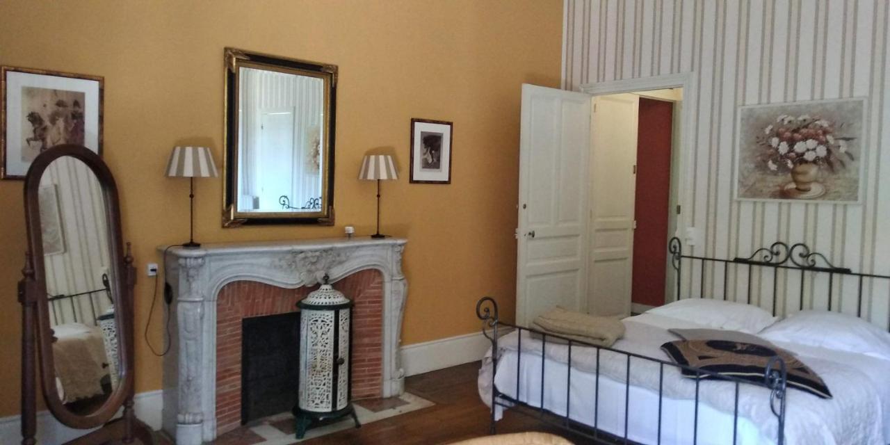 Chambres D'Hotes-Chateau Constant Bessines-sur-Gartempe Exterior foto