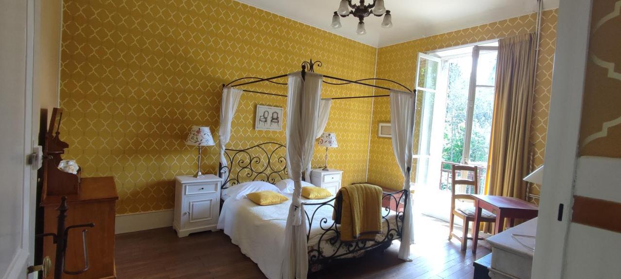 Chambres D'Hotes-Chateau Constant Bessines-sur-Gartempe Exterior foto
