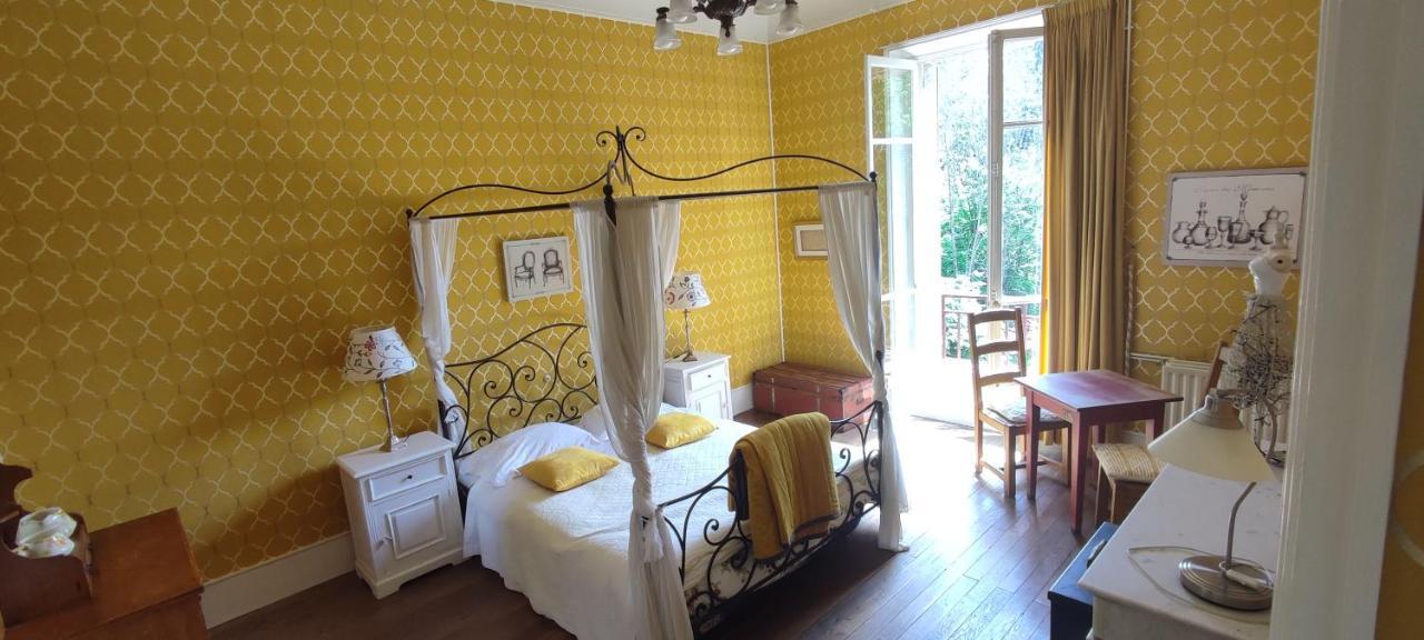 Chambres D'Hotes-Chateau Constant Bessines-sur-Gartempe Exterior foto