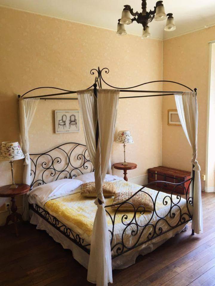 Chambres D'Hotes-Chateau Constant Bessines-sur-Gartempe Cameră foto